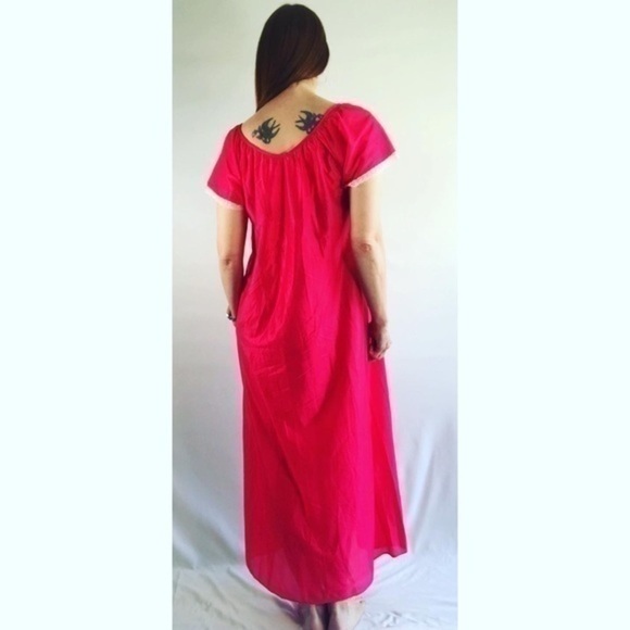 Vintage Miss Diva Hot Pink Maxi Nightgown - Picture 5 of 9
